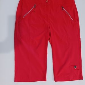 Jamie Sadock golf capri